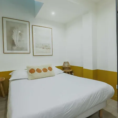 Appartamento For 4, Between Opera And Montmartre Parigi